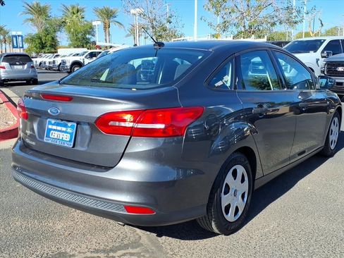 Used 2016 Ford Focus S image 4