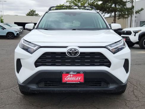 Used 2025 Toyota RAV4 XLE w/ Convenience Package AWD/4WD image 5