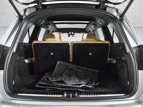 Certified 2025 Mercedes-Benz GLS 450 4MATIC image 6
