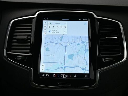 Used 2023 Volvo XC90 T8 Plus image 14