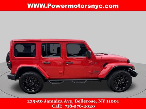 Used 2025 Jeep Wrangler Unlimited Sahara w/ Safety Group AWD/4WD image 6