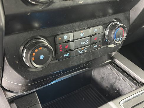 Certified 2019 Ford F150 XLT w/ Equipment Group 302A Luxury image 21