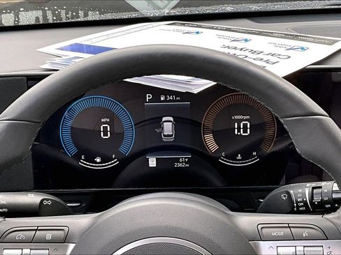 Used 2025 Hyundai Kona SEL image 13