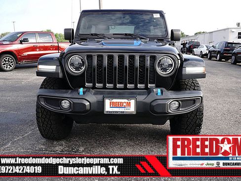 Used 2023 Jeep Wrangler Unlimited Rubicon 4xe w/ Cold Weather Group image 8