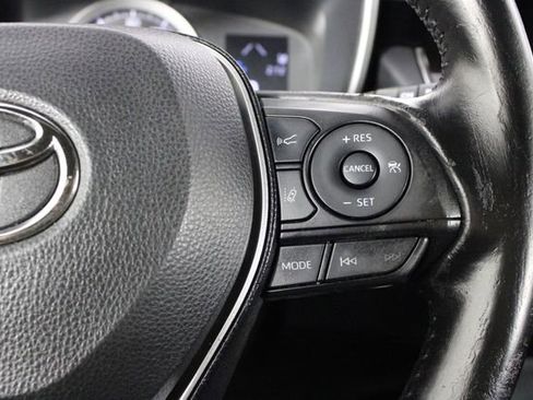 Used 2020 Toyota Corolla SE image 21