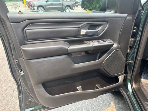 New 2026 RAM 1500 Express AWD/4WD image 14