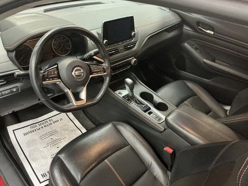 Used 2021 Nissan Altima 2.5 SR image 10
