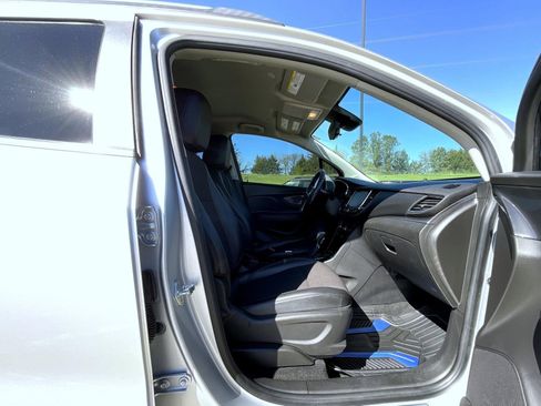 Used 2018 Buick Encore Preferred FWD image 16