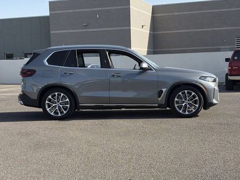 New 2026 BMW X5 xDrive50e AWD/4WD image 5