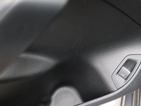 Used 2016 Volkswagen Passat 1.8T SE image 21