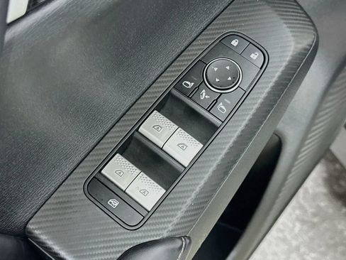 Used 2024 Mitsubishi Outlander SE FWD image 21