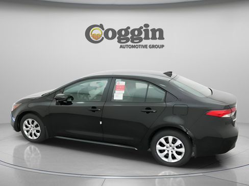 New 2026 Toyota Corolla LE image 8