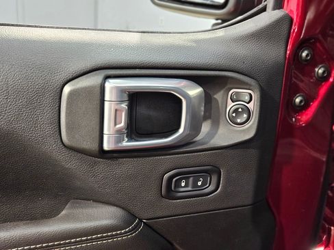 Used 2021 Jeep Wrangler Unlimited Sahara w/ Cold Weather Group image 21