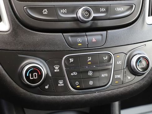 Used 2024 Chevrolet Malibu LT FWD image 28