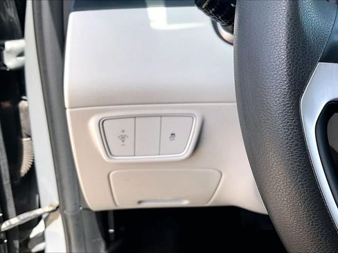 Used 2024 Hyundai Tucson SE FWD image 32