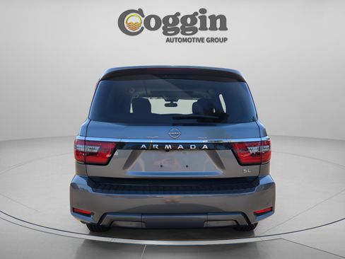 Used 2021 Nissan Armada SL w/ Captain's Chairs Package AWD/4WD image 4