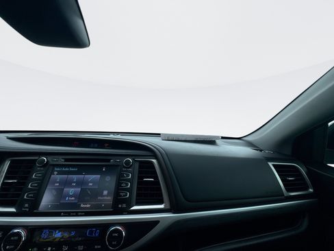 Used 2019 Toyota Highlander Limited FWD image 17