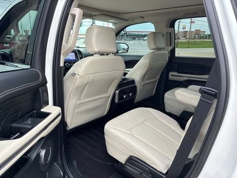 Used 2021 Ford Expedition Platinum AWD/4WD image 24