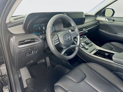 Certified 2025 Hyundai Palisade XRT FWD image 9