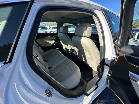 Used 2024 Audi A6 Premium Plus image 17