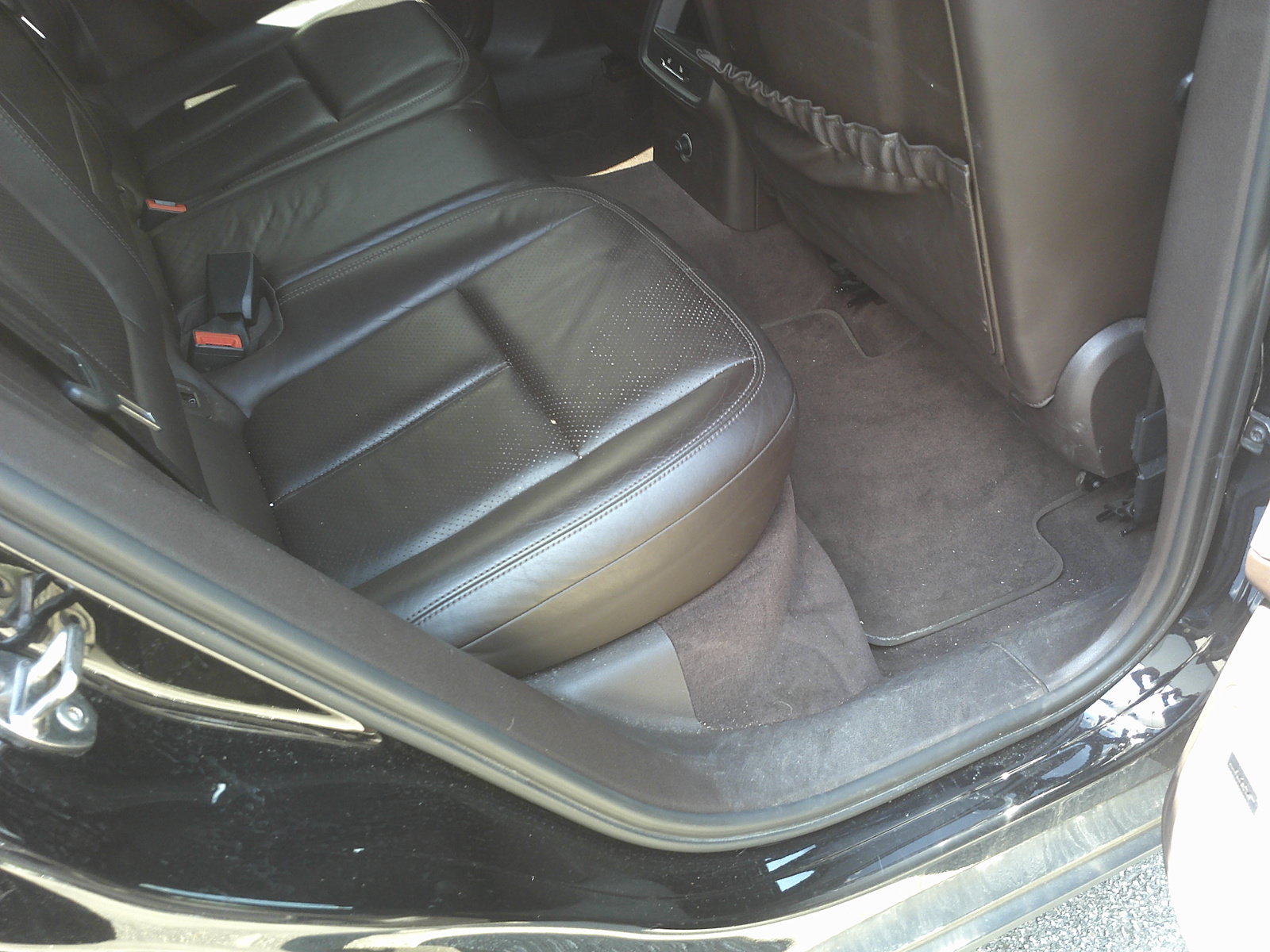 Used 2015 Porsche Macan S AWD/4WD image 12