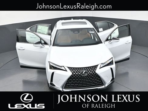 New 2026 Lexus UX 300h AWD image 34