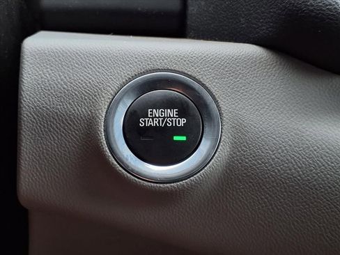 Certified 2022 GMC Terrain SLE image 19