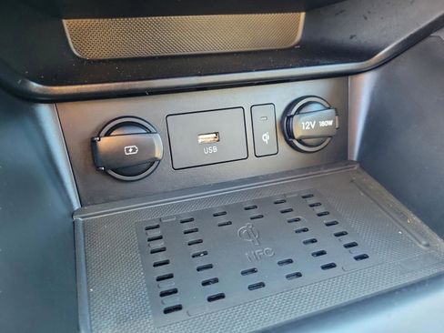 Certified 2023 Hyundai Kona SEL w/ Convenience Package image 17