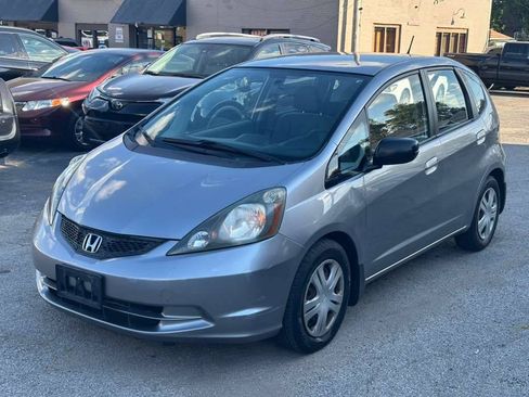 Used 2010 Honda Fit image 2