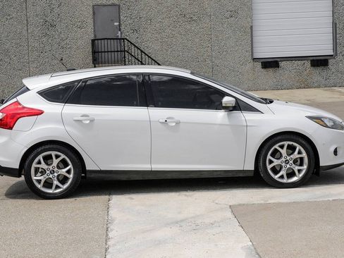 Used 2013 Ford Focus Titanium FWD image 9