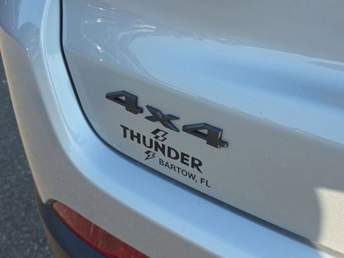 New 2026 Jeep Compass Latitude image 6