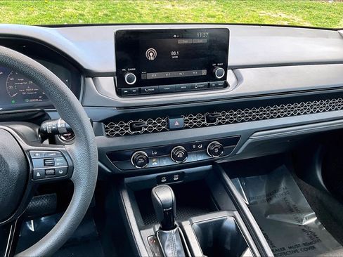 Used 2024 Honda Accord LX image 7