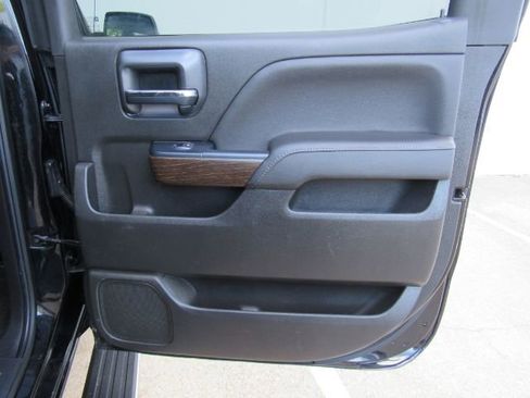 Used 2017 GMC Sierra 1500 Denali w/ Denali Ultimate Package image 21