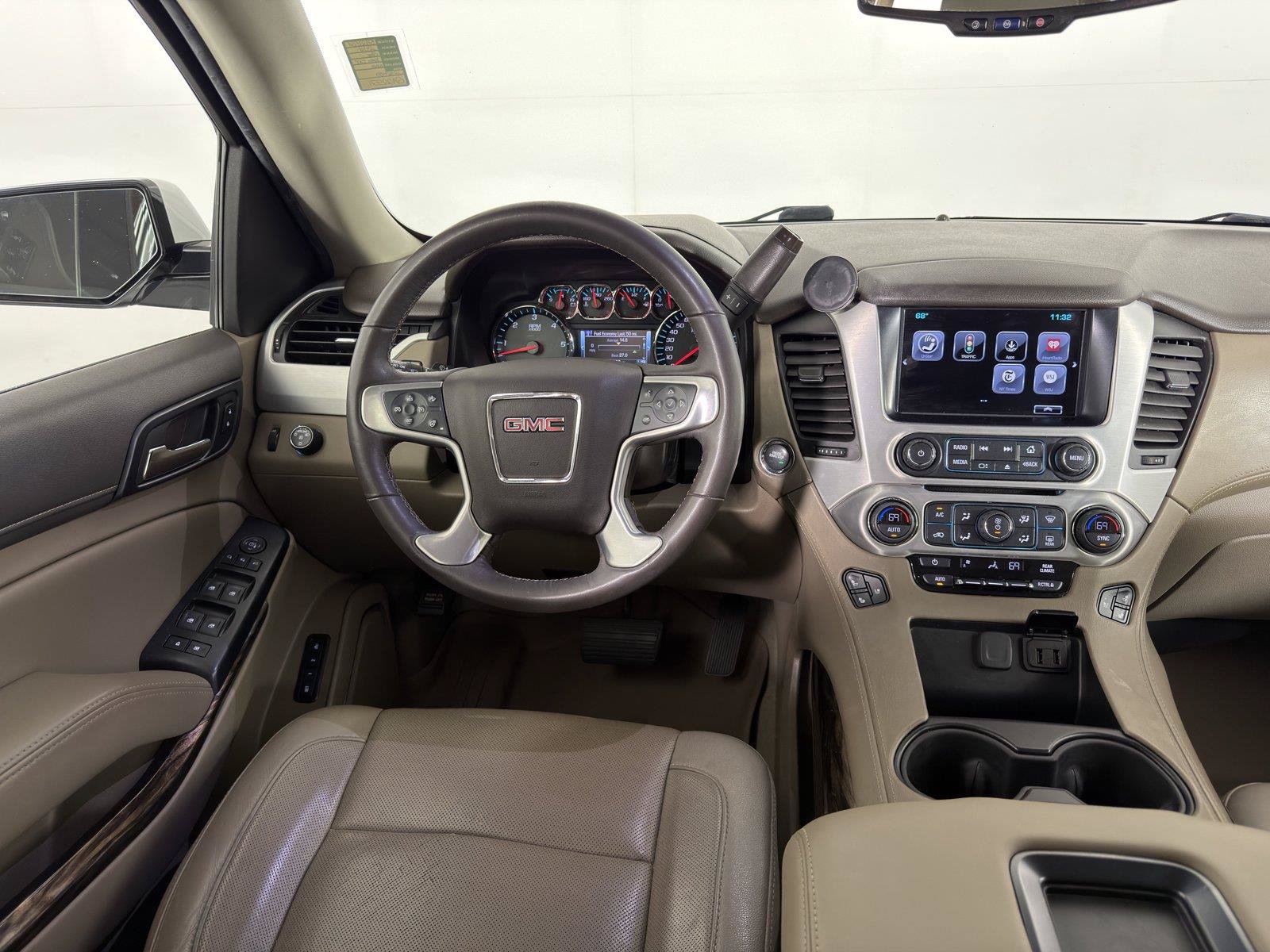 Used 2018 GMC Yukon SLT w/ Open Road Package RWD image 23