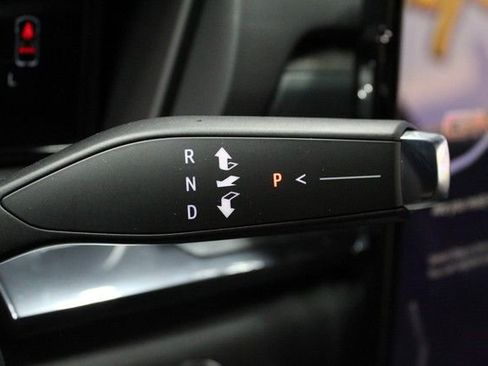 New 2026 GMC Terrain AT4 w/ Technology Package II AWD/4WD image 24