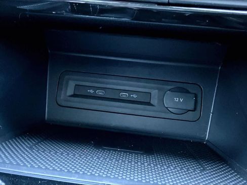 Used 2023 Volkswagen Atlas SEL image 34