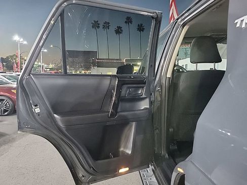 Used 2024 Toyota 4Runner TRD Off-Road image 12