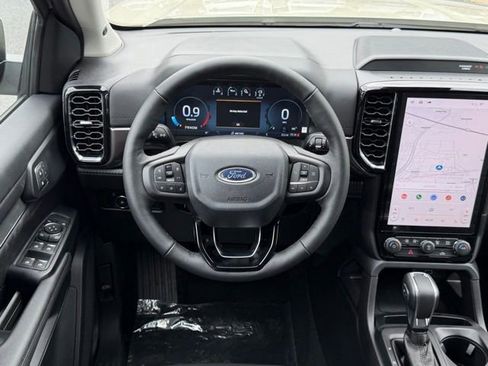 New 2025 Ford Ranger Lariat w/ FX4 Off-Road Package image 8