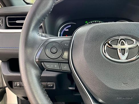 Used 2022 Toyota RAV4 XSE AWD/4WD image 24