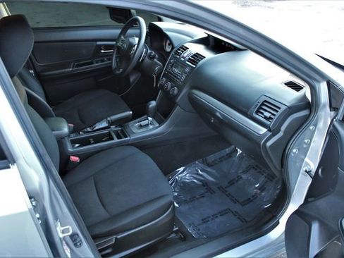 Used 2014 Subaru Impreza 2.0i Premium w/ All-Weather Package w/CVT image 11