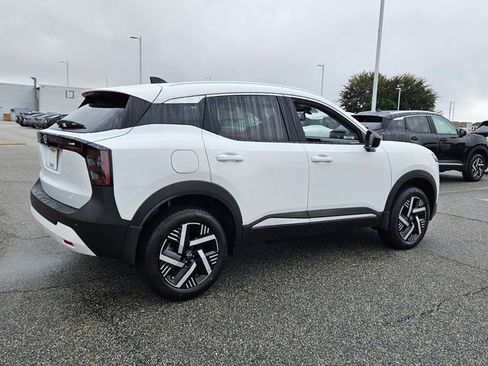 New 2026 Nissan Kicks SV image 13
