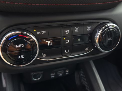 Certified 2023 Chevrolet TrailBlazer RS w/ Sun and Liftgate Package image 19