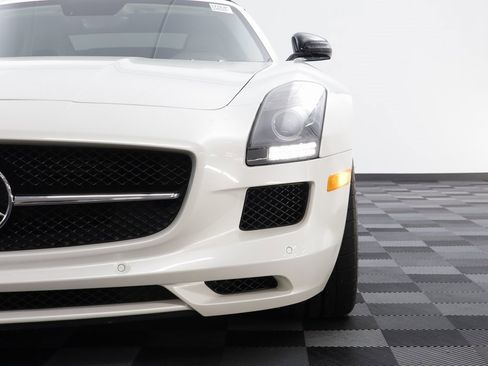 Used 2013 Mercedes-Benz SLS AMG GT Roadster image 26