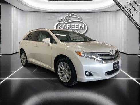 Used 2015 Toyota Venza LE image 3