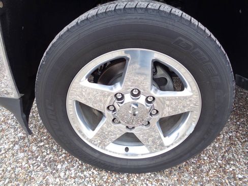 Used 2015 Chevrolet Silverado 2500 LT w/ LT Convenience Package image 25