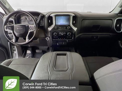 Used 2021 Chevrolet Silverado 1500 LT Trail Boss w/ Bed Protection Package image 7