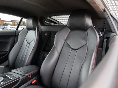 Certified 2023 Audi R8 V10 performance w/ Premium Package RWD image 32
