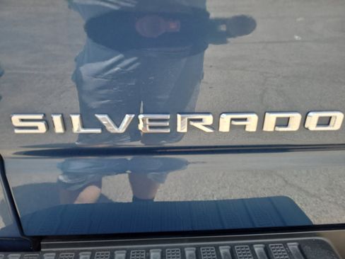 Used 2024 Chevrolet Silverado 1500 LT RWD image 26