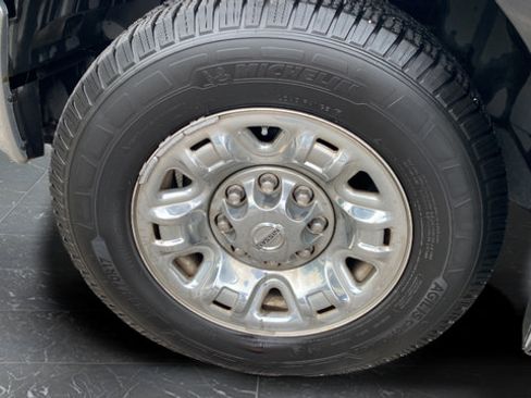 Used 2019 Nissan NV 3500 SL RWD image 29