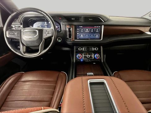 Used 2023 GMC Yukon Denali Ultimate AWD/4WD image 14